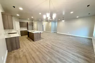 1038 Liberty Cottages Ct, Ogden, UT 84404 - Photo 5