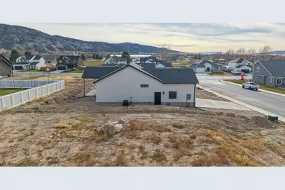 1062 N 580 E, Nephi, UT 84648 - Photo 31