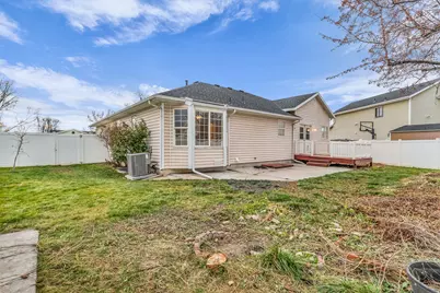 1032 W 1400 S, Woods Cross, UT 84087 - Photo 29