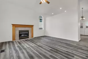 1032 W 1400 S, Woods Cross, UT 84087 - Photo 3