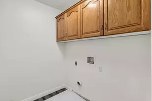 1032 W 1400 S, Woods Cross, UT 84087 - Photo 17