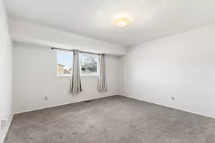 2676 W 6050 S, Roy, UT 84067 - Photo 11