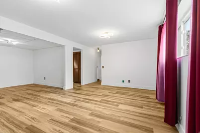 2676 W 6050 S, Roy, UT 84067 - Photo 17