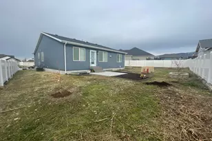 355 W Lauren Ln N, Tooele, UT 84074 - Photo 23