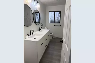 1016 S 400 W, Bountiful, UT 84010 - Photo 9