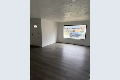 1016 S 400 W, Bountiful, UT 84010 - Photo 5