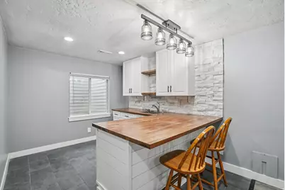 2418 E Jim Bridger Dr, Eagle Mountain, UT 84005 - Photo 17