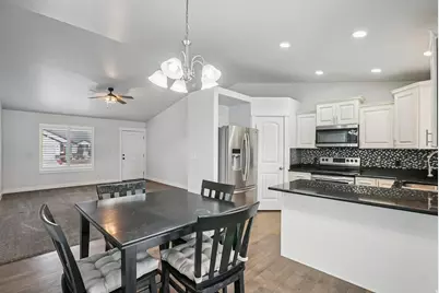 2418 E Jim Bridger Dr, Eagle Mountain, UT 84005 - Photo 5