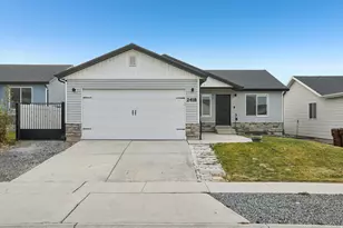 2418 E Jim Bridger Dr, Eagle Mountain, UT 84005 - Photo 1