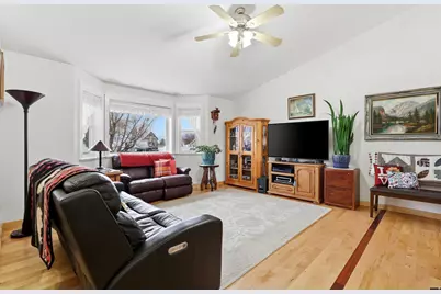 465 W 200 S, Smithfield, UT 84335 - Photo 7