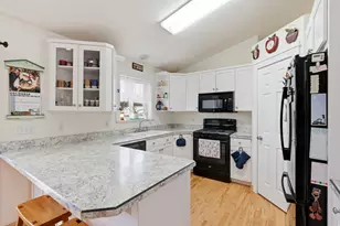 465 W 200 S, Smithfield, UT 84335 - Photo 9