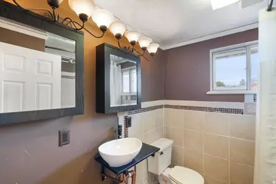 1533 S 200 E, Orem, UT 84058 - Photo 17