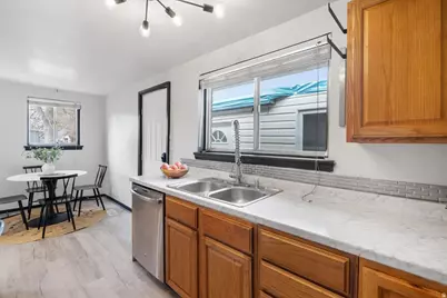 1533 S 200 E, Orem, UT 84058 - Photo 15