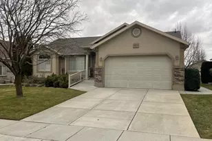 2213 N 525 E, North Ogden, UT 84414 - Photo 1