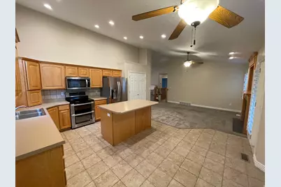 2213 N 525 E, North Ogden, UT 84414 - Photo 9