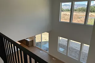 944 W Columbia Ct, Riverdale, UT 84405 - Photo 5