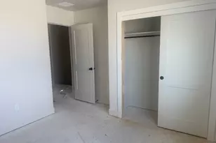 653 E Ryegrass Dr, Eagle Mountain, UT 84005 - Photo 9