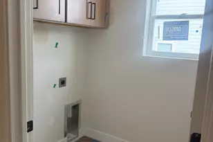 653 E Ryegrass Dr, Eagle Mountain, UT 84005 - Photo 13