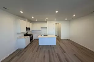 1339 E 1670 N, Payson, UT 84651 - Photo 3