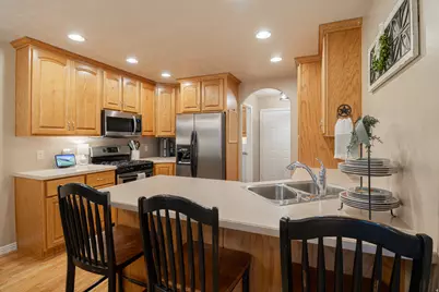 875 W 3950 S, Riverdale, UT 84405 - Photo 5