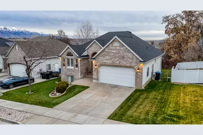 875 W 3950 S, Riverdale, UT 84405 - Photo 3