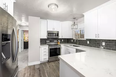 11275 S Sandy Gulch Rd E, Sandy, UT 84094 - Photo 7