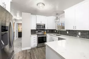 11275 S Sandy Gulch Rd E, Sandy, UT 84094 - Photo 7