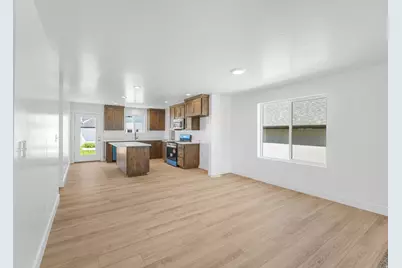 1498 S Windsong Dr #258, Santaquin, UT 84655 - Photo 3