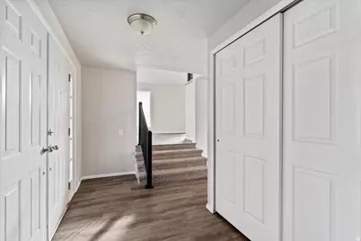 5495 S 2100 W, Roy, UT 84067 - Photo 5