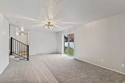 5495 S 2100 W, Roy, UT 84067 - Photo 7