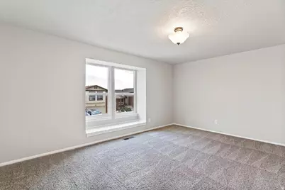 5495 S 2100 W, Roy, UT 84067 - Photo 25
