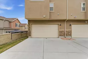 1538 W 3870 S, West Valley, UT 84119 - Photo 29