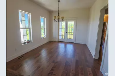 2307 Maple Leaf Dr, Cove, UT 84320 - Photo 9