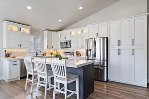 1403 Gleneagles Dr, Syracuse, UT 84075 - Photo 11