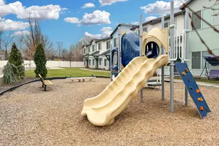 833 S Cowans Ct, Clearfield, UT 84015 - Photo 29