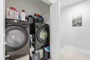 833 S Cowans Ct, Clearfield, UT 84015 - Photo 21