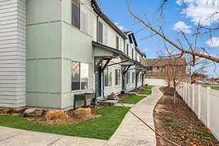 833 S Cowans Ct, Clearfield, UT 84015 - Photo 27