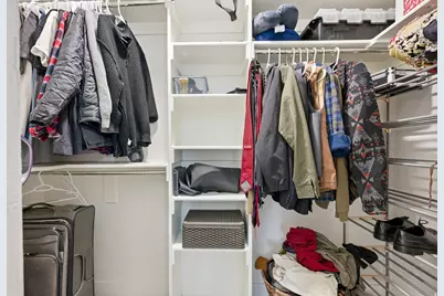 833 S Cowans Ct, Clearfield, UT 84015 - Photo 15