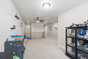 833 S Cowans Ct, Clearfield, UT 84015 - Photo 25