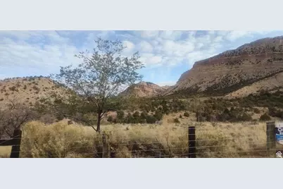 258 W 400 N #107, East Carbon, UT 84520 - Photo 5