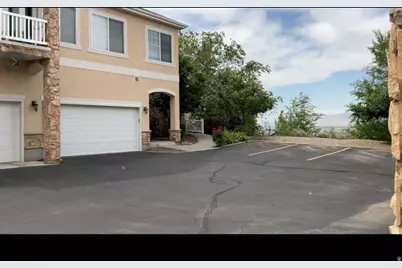 1174 Meadow Rd #7, Provo, UT 84606 - Photo 3