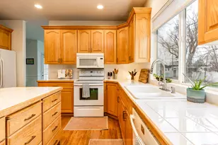 1501 E Stanford Ct S, Draper, UT 84020 - Photo 13