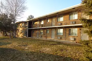 4655 S Locust Ln, Holladay, UT 84117 - Photo 5