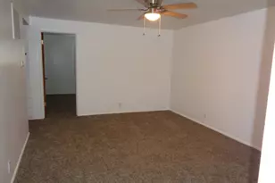 4655 S Locust Ln, Holladay, UT 84117 - Photo 3