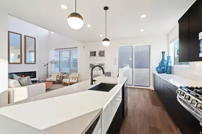 293 E Vaughn Ln S #15, Midvale, UT 84047 - Photo 3