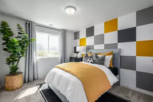 2043 E Chickadee Dr, Eagle Mountain, UT 84005 - Photo 13