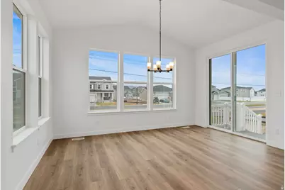 5442 N Saddle Stone Dr #512, Eagle Mountain, UT 84005 - Photo 7