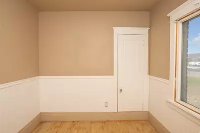190 S Main St, Central Valley, UT 84754 - Photo 23