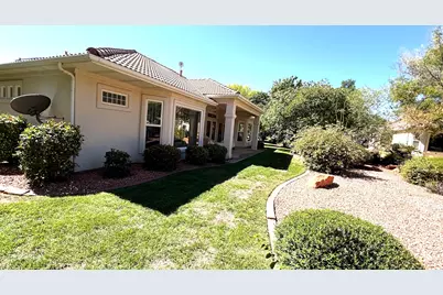 834 W Chickadee, Washington, UT 84780 - Photo 7