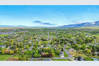3923 Hillside Dr, Nibley, UT 84321 - Photo 77
